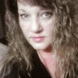 Meet your Posher, Roxanne